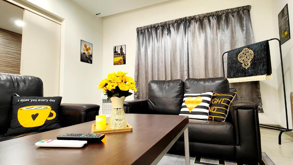 Ipoh City Modern Homestay Octagon 5-7 pax Apartment Suite Free Parking by City Home Empire photo 4