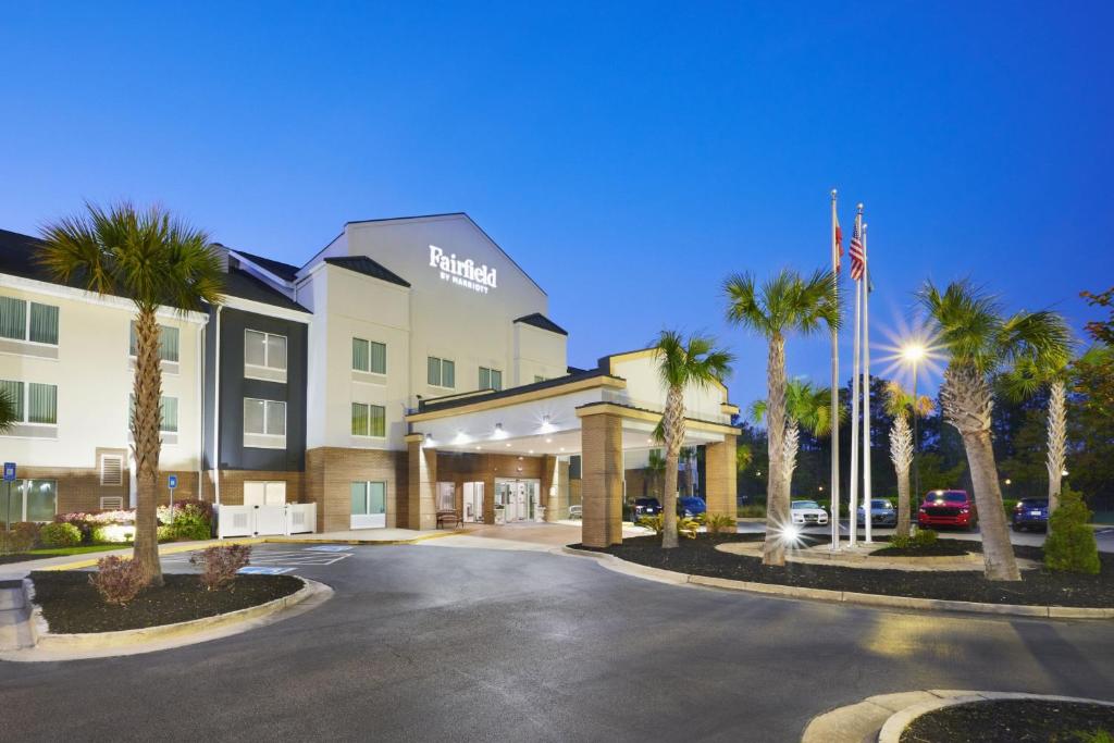 Fairfield Inn & Suites by Marriott Hinesville Fort Stewart image
