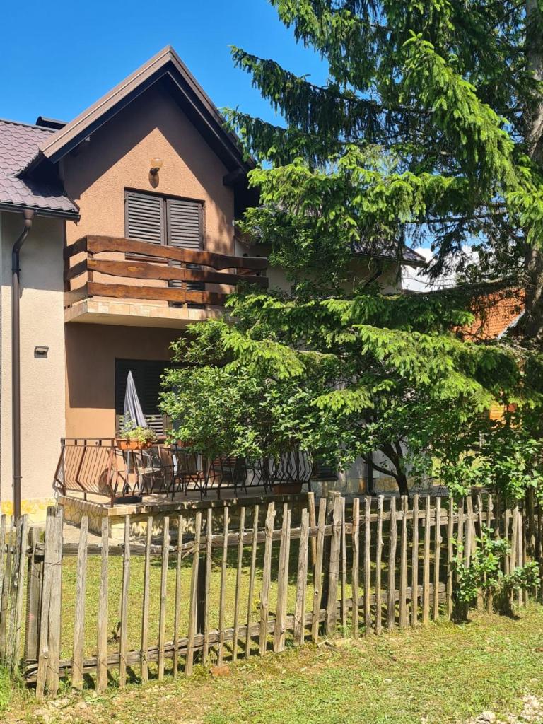 Holiday Home "Iris" near Plitvice Lakes photo 2