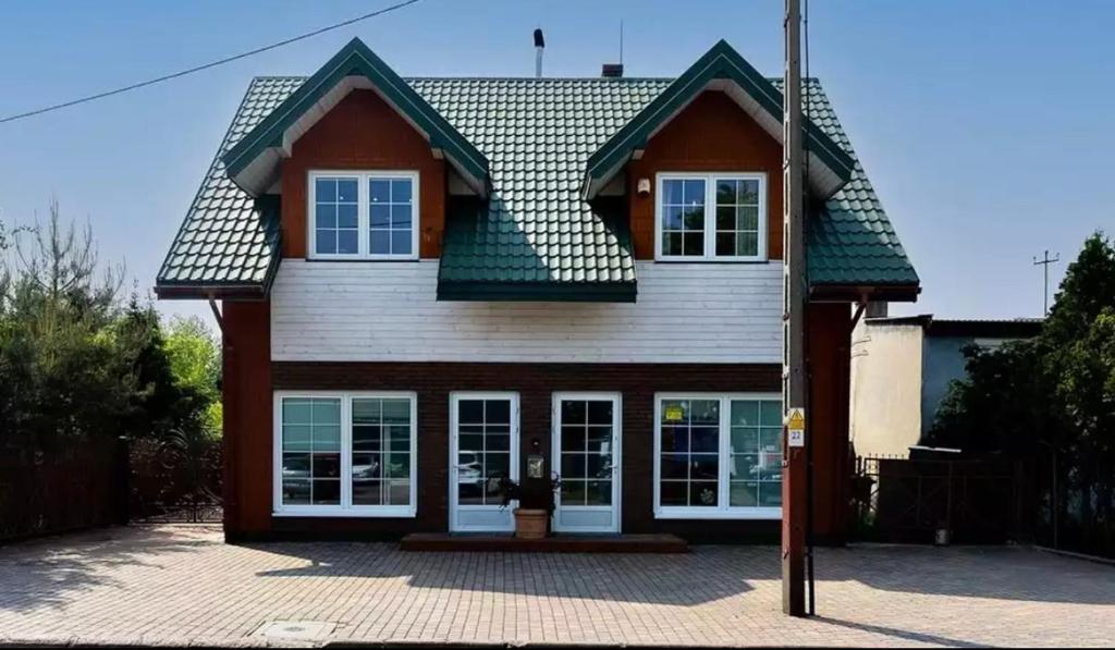 Apartament 70m2 w domu na wyłączność blisko od drogi wyjazdowej na Warszawę photo 1