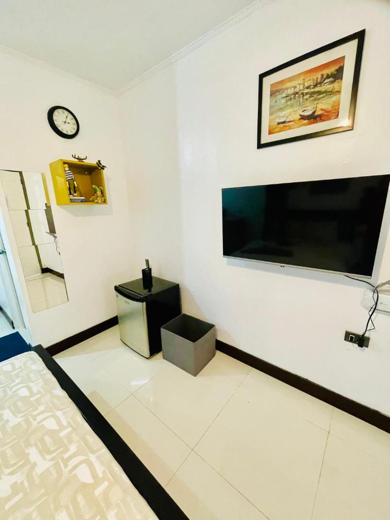 Venice Unit Tagaytay Netflix/Wifi/Parking photo 1