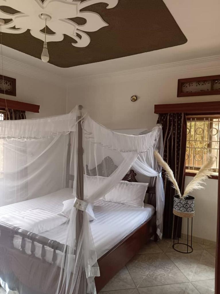 Kampala Kiwatule Comfy Holiday Home photo 2