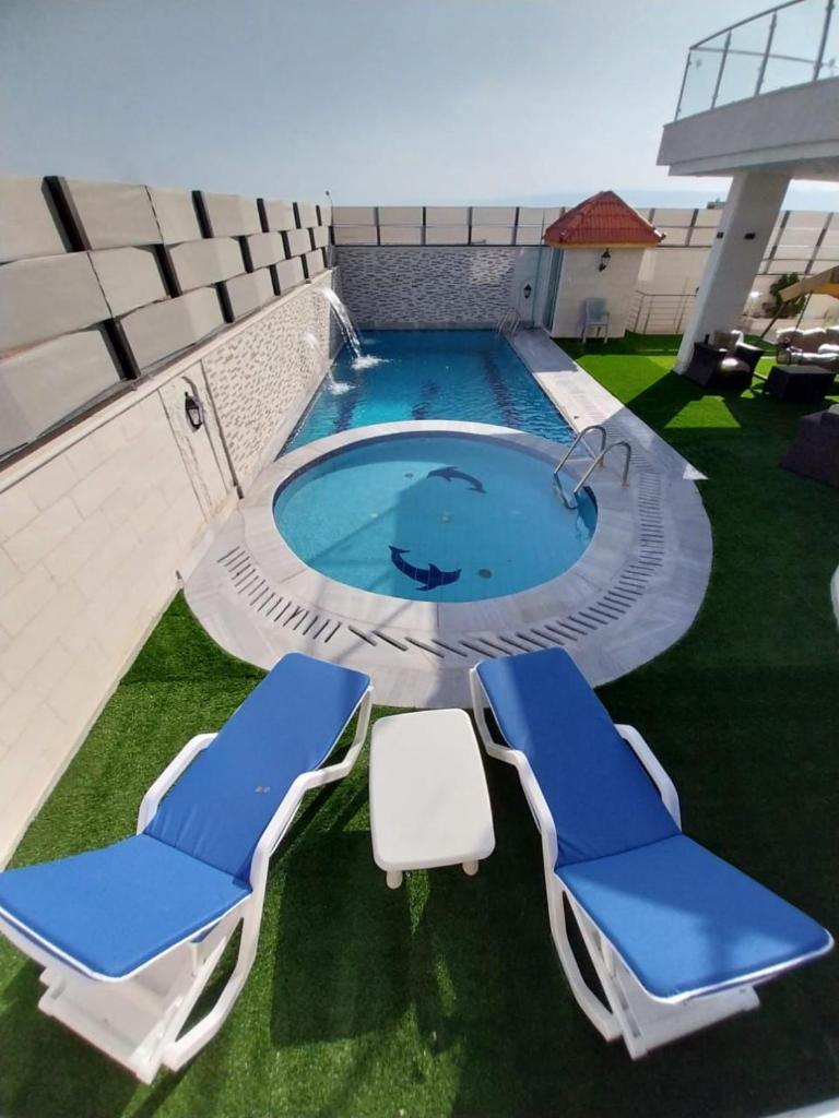 Sea view chalet