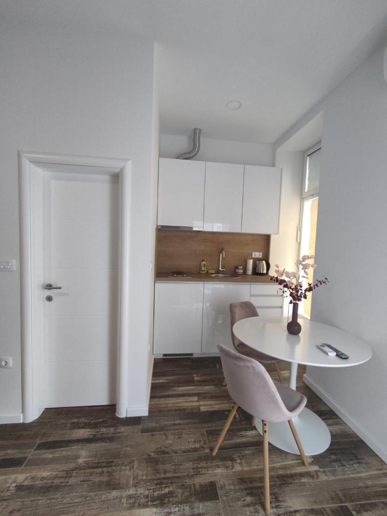 Studio apartman Mara photo 3