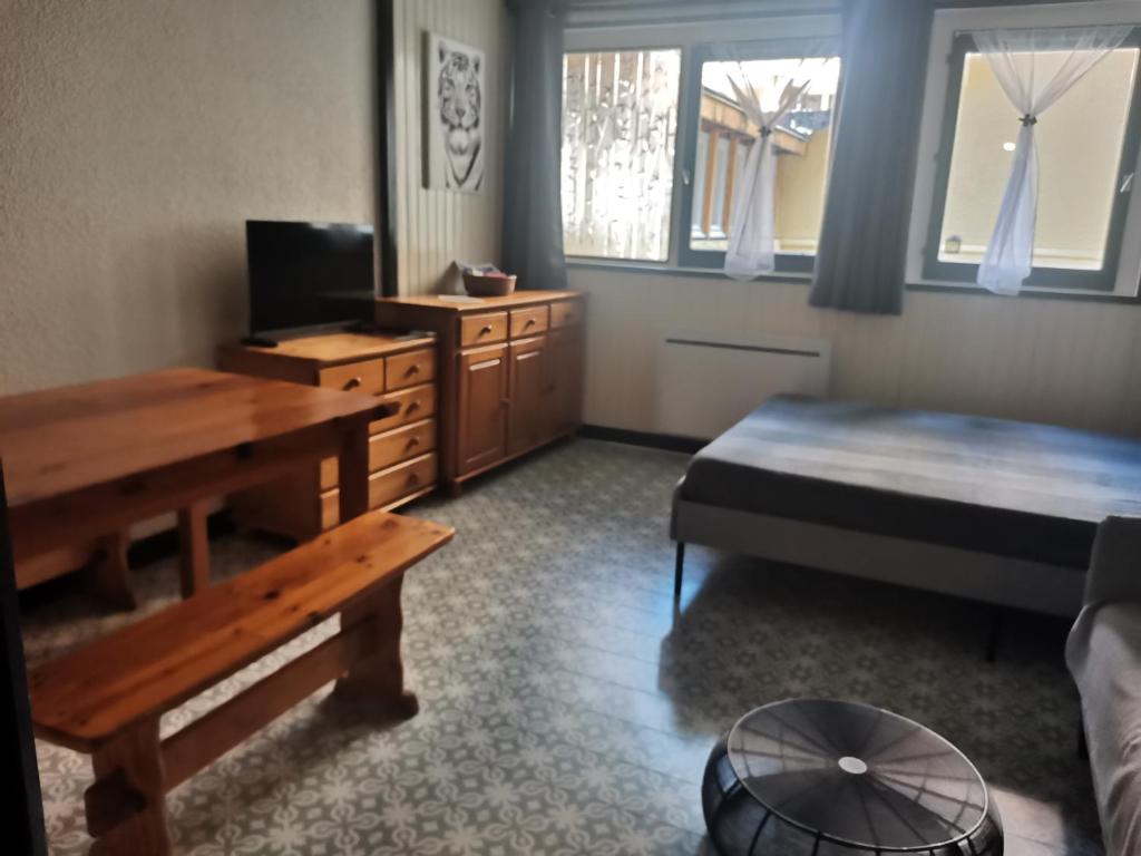 Studio spacieux au pied des pistes sans vue photo 2