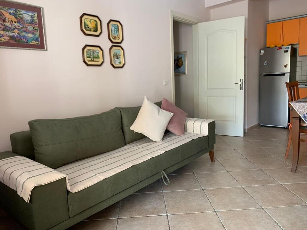Arbi's Pool View Apartment photo 3