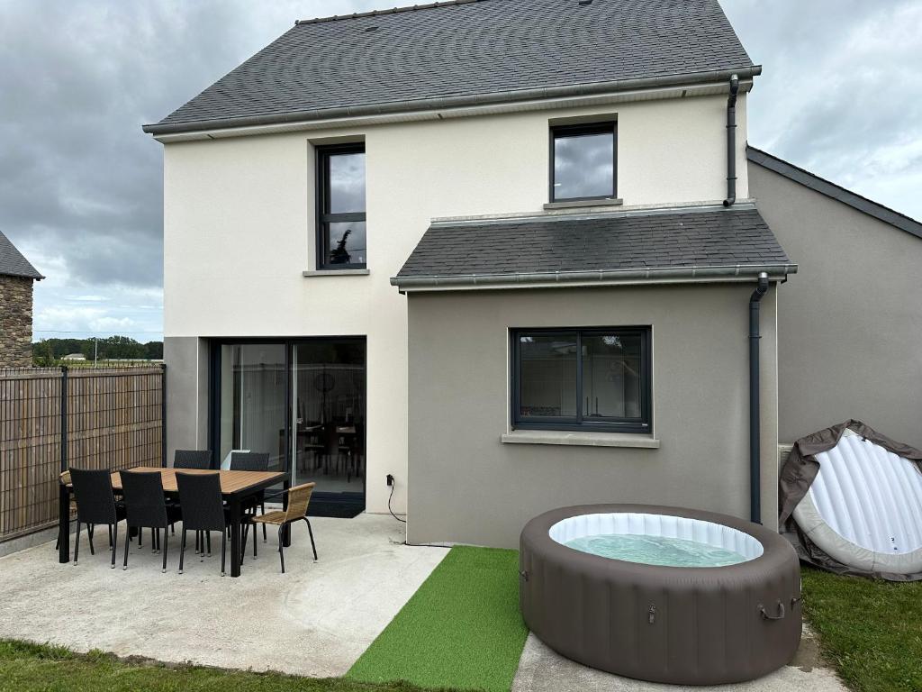 Nouveau! Maison avec Jacuzzi 1-8 pers à 10 mn de st Malo