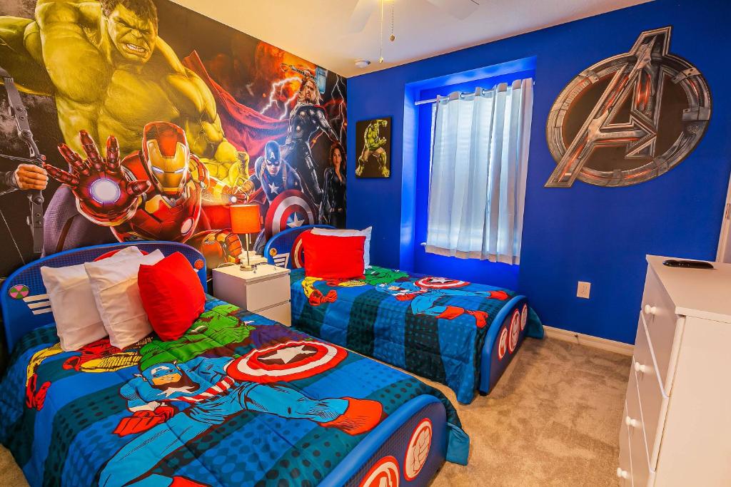 Home with Private Pool Game Room in Resort photo 4