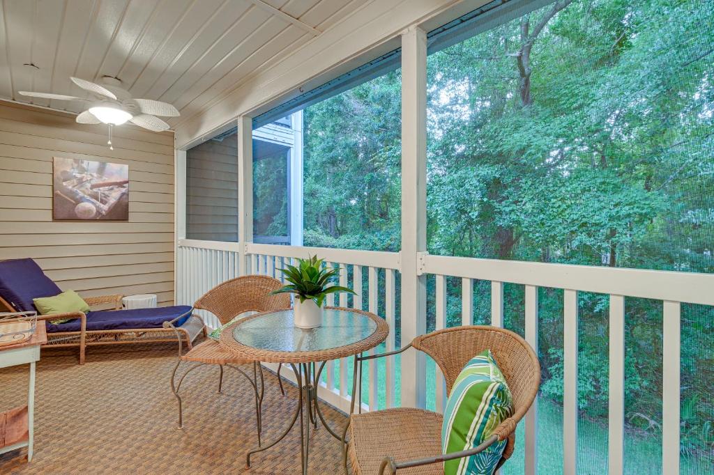High-End Pawleys Island Condo with Porch and Pools! photo 1