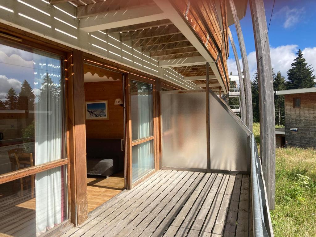 Appartement pied des pistes, terrasse wifi et parking photo 2