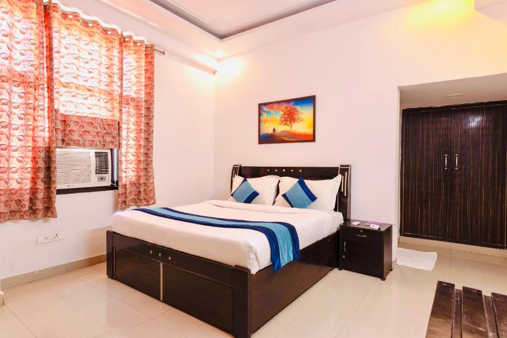 Hotel Sunrise,Noida photo 1