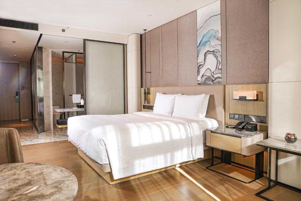 Courtyard by Marriott Shenzhen Northwest photo 2