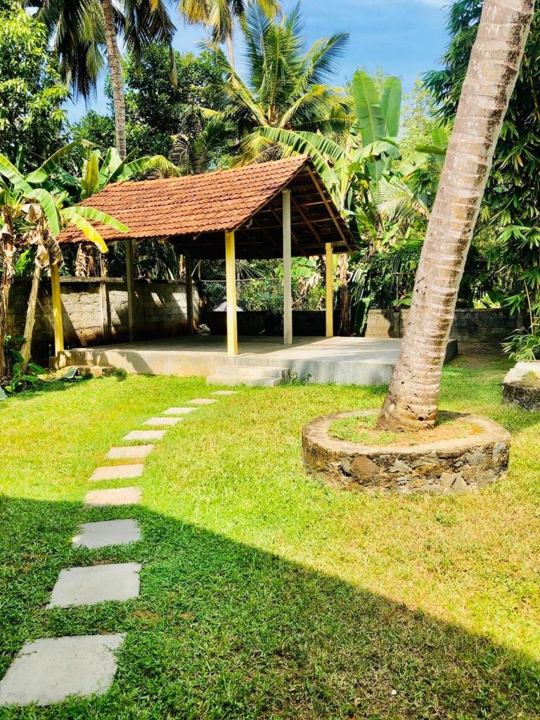 Talalla Village Beach Resort photo 3
