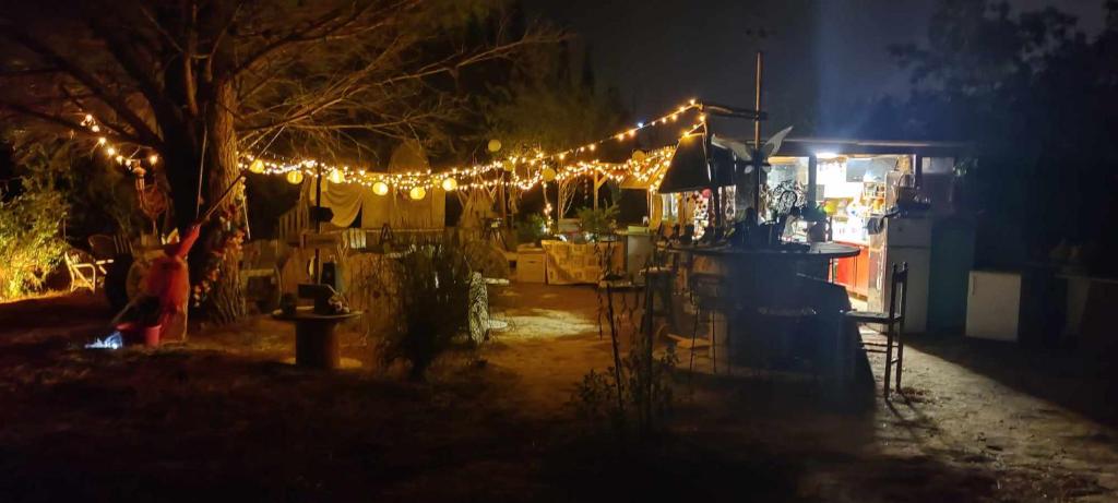 Caravane vintage camping a la ferme