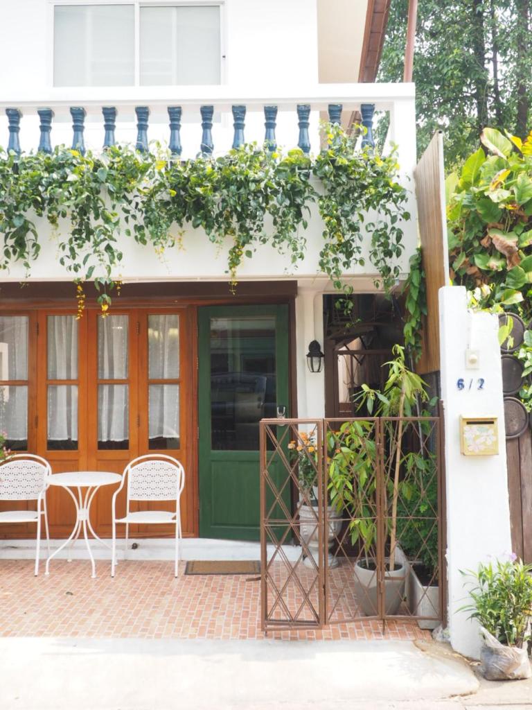 Cozy House in Middle of Old Town Chiangmai