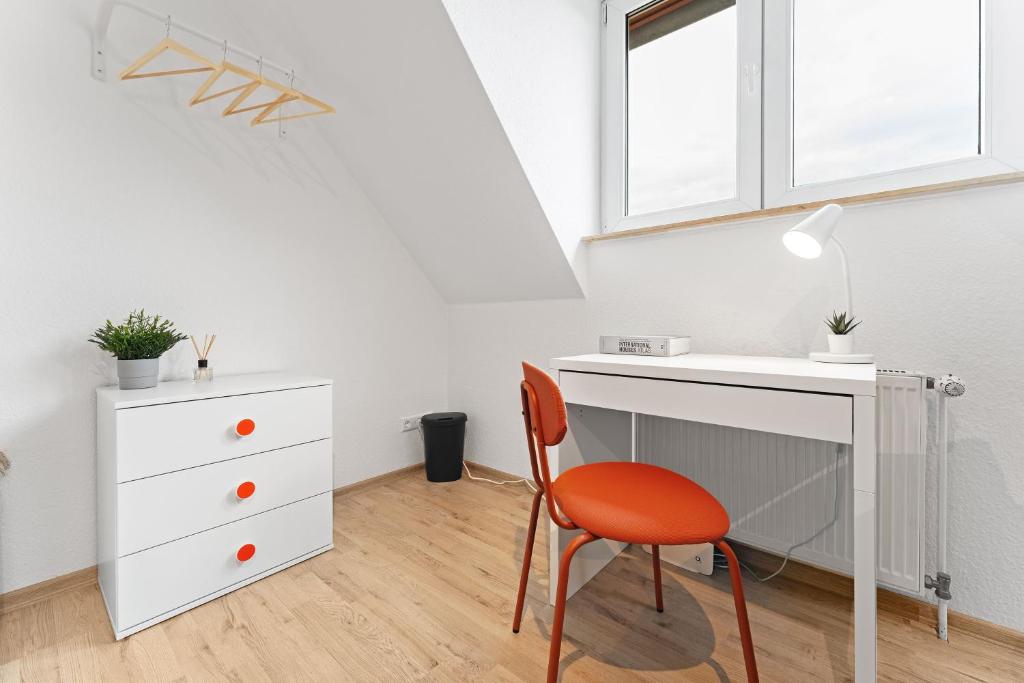 Helle moderne Wohnung, ,nahe Uni, zentral photo 3