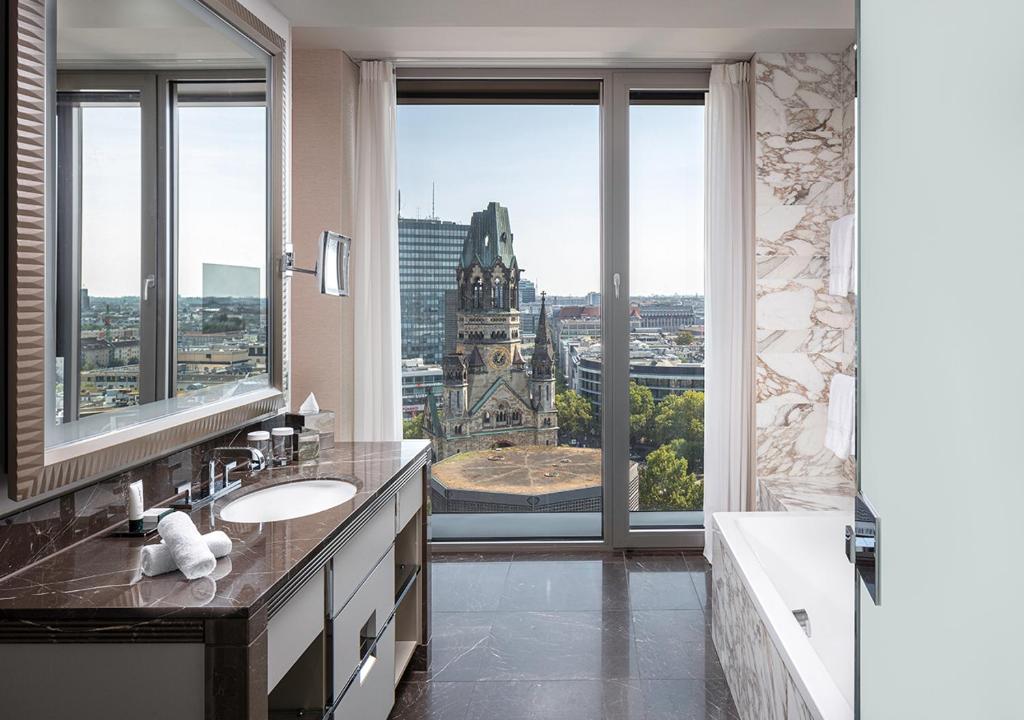 Waldorf Astoria Berlin photo 1