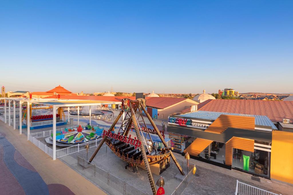 Pickalbatros Alf Leila Wa Leila Resort - Neverland Hurghada photo 2