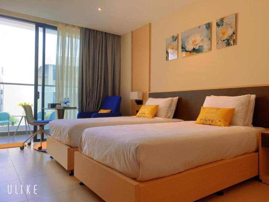 Arena Cam Ranh SeaView KH