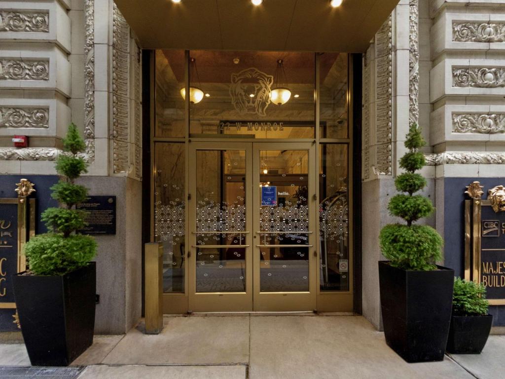 Hampton Inn Majestic Chicago Theatre District photo 1