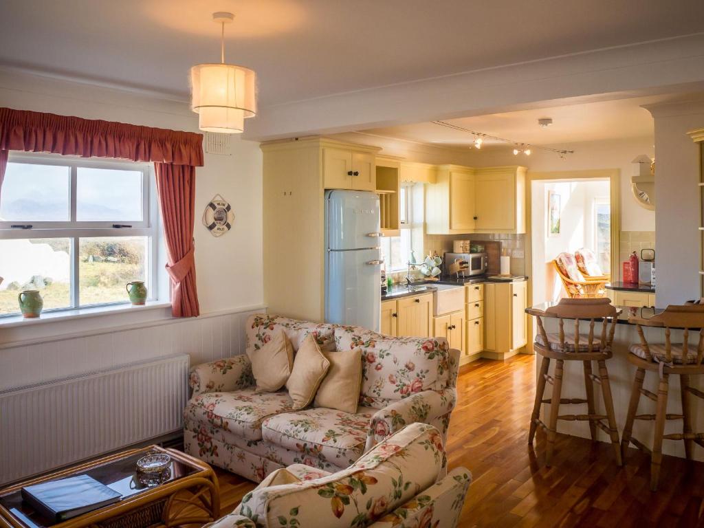 14 Leitirshask, Ballyconneely photo 3