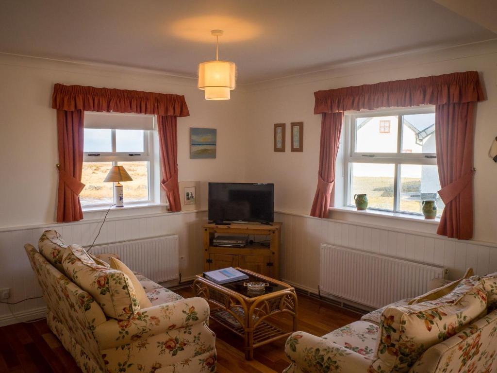 14 Leitirshask, Ballyconneely photo 4