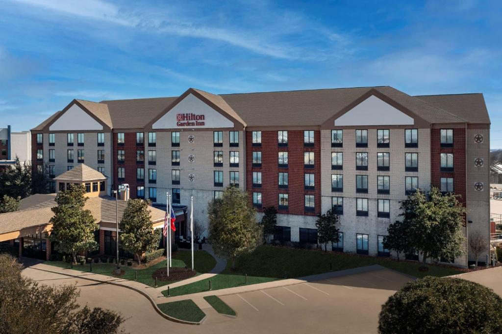 Hilton Garden Inn Dallas/Duncanville image