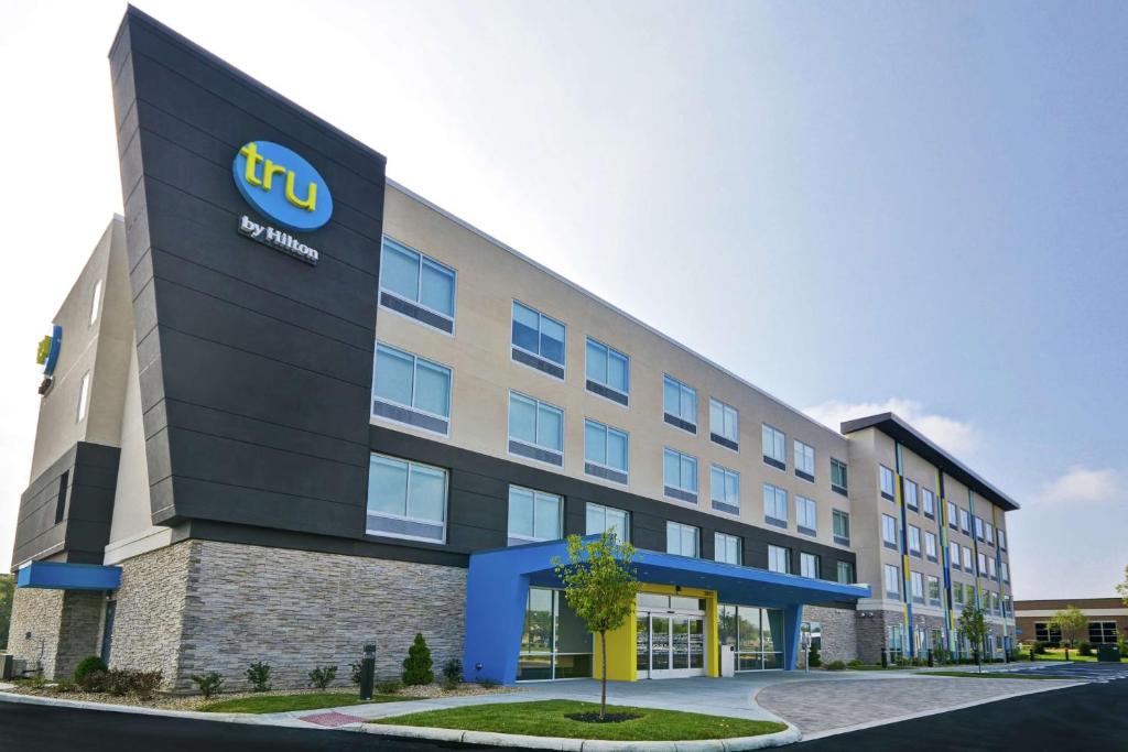 Tru by Hilton Beavercreek Dayton image