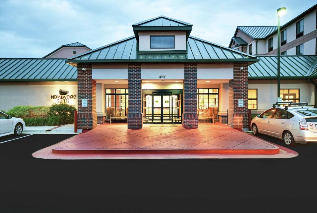 Homewood Suites by Hilton Denver Int'l Airport image