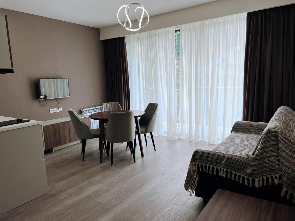 Cristal Woods - Apartment 205