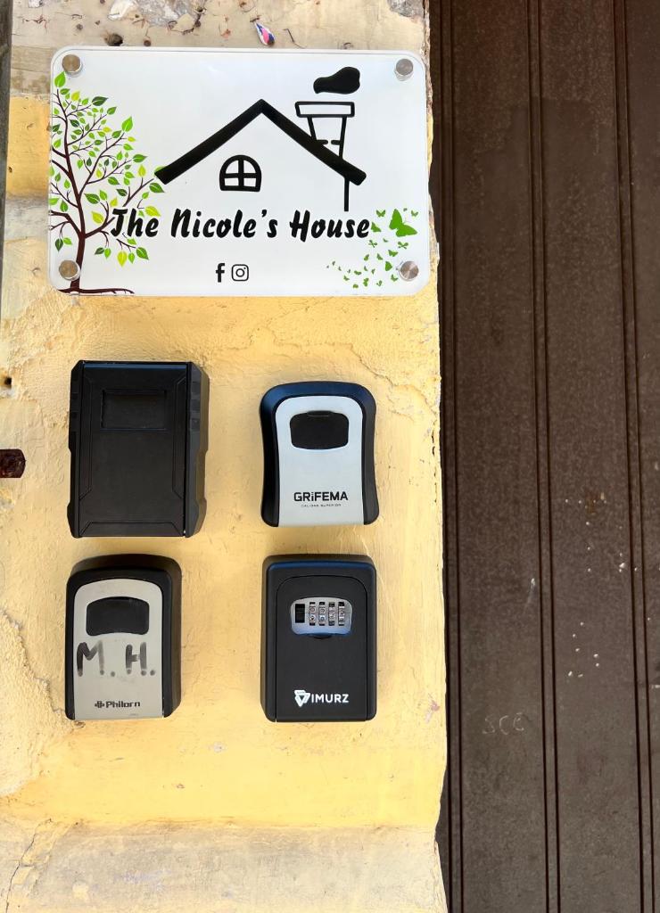 The Nicole’s house, Naples