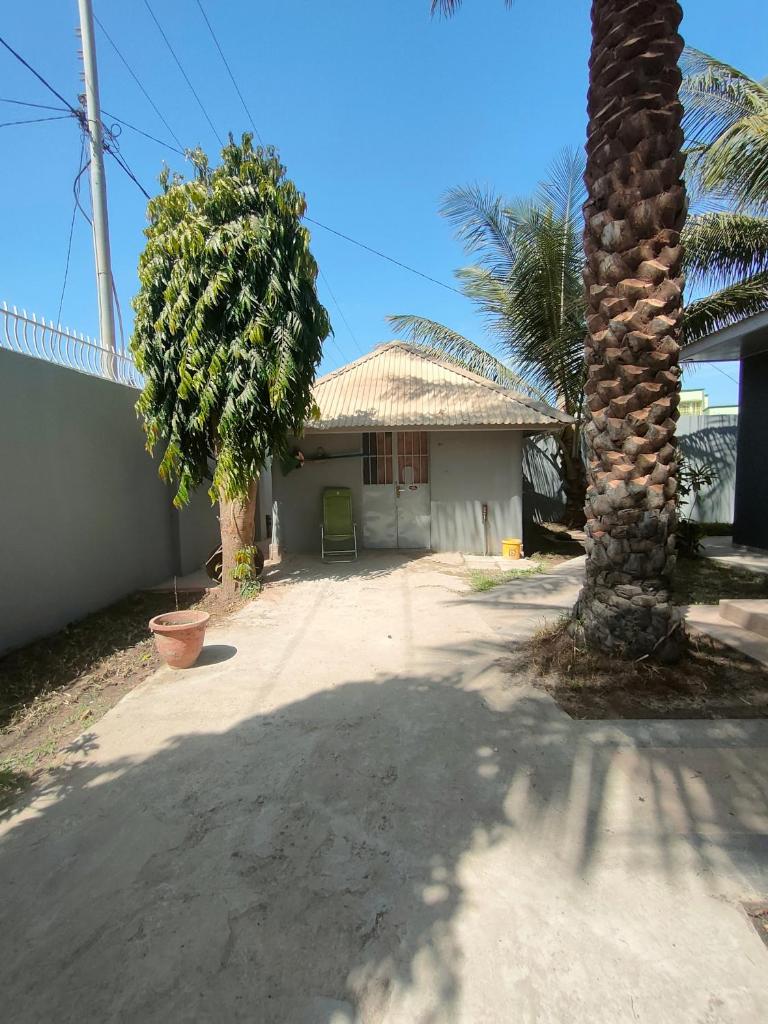 Eli Ndatis Self Catering Apartments photo 3