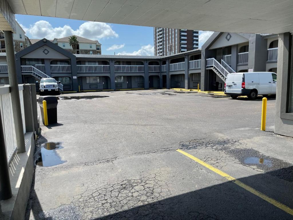 Budget Inn and Suites Corpus Christi photo 1