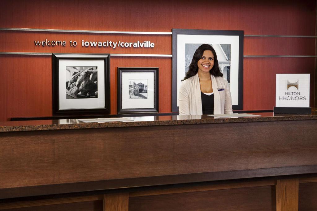 Hampton Inn Iowa City/Coralville photo 3