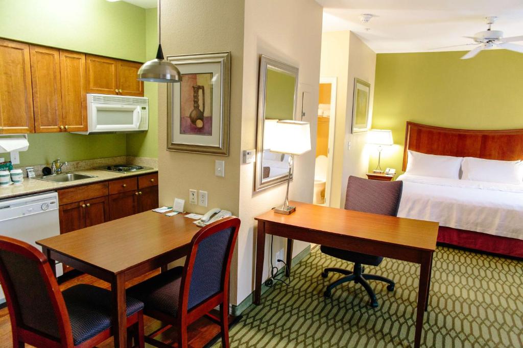 Homewood Suites by Hilton College Station image