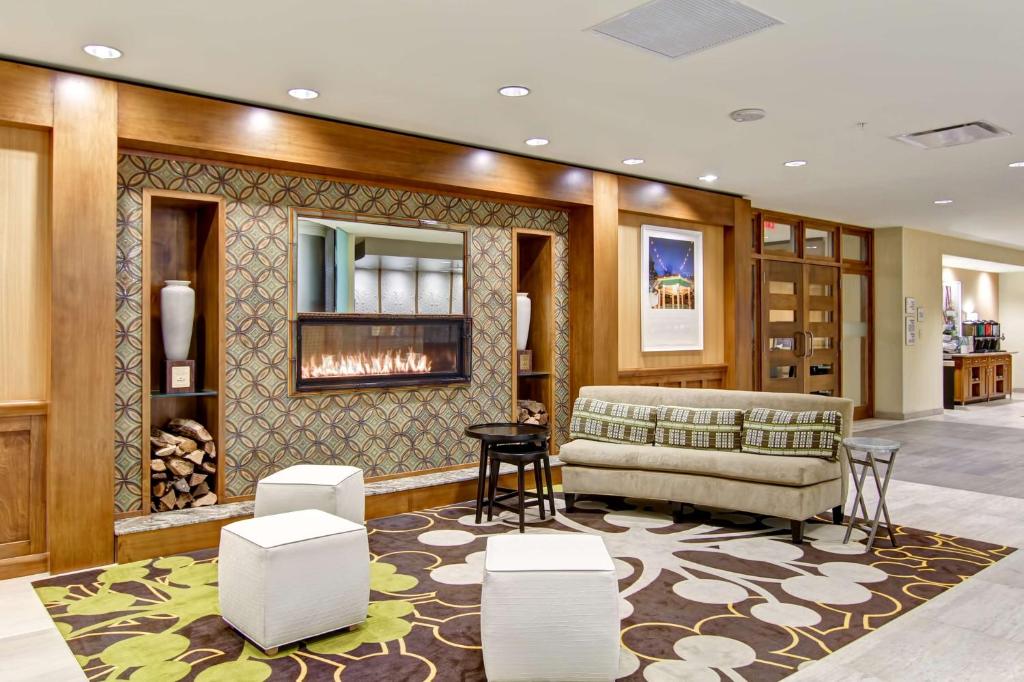 Homewood Suites by Hilton Cincinnati-Downtown image