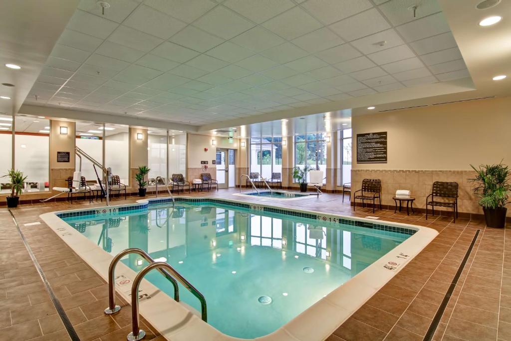 Hilton Garden Inn Woodbridge photo 3