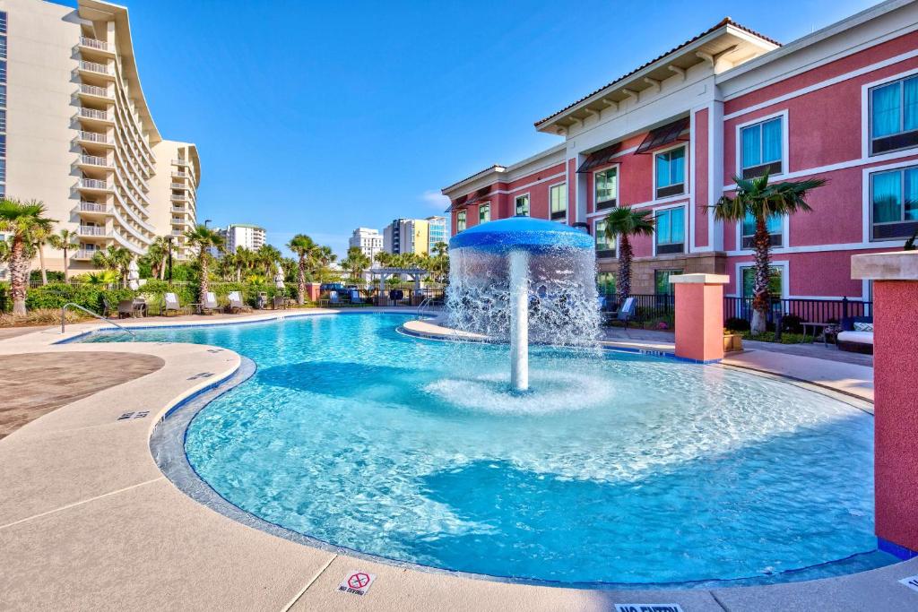 Hampton Inn & Suites Destin image