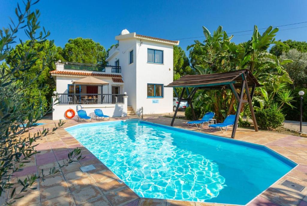 Villa Charoula Tria photo 1