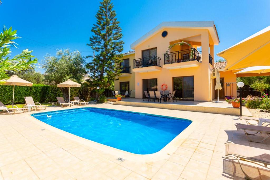 Villa Halima Stefanos photo 2