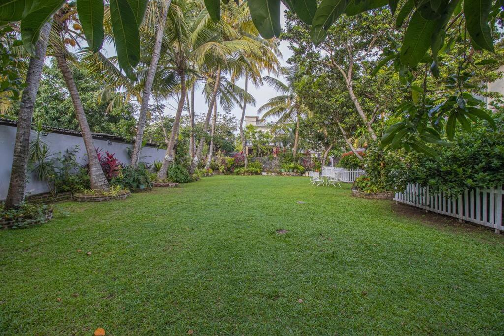 Spacious 4BR 4BA Family Villa wt Balcony & Lavish Garden photo 4
