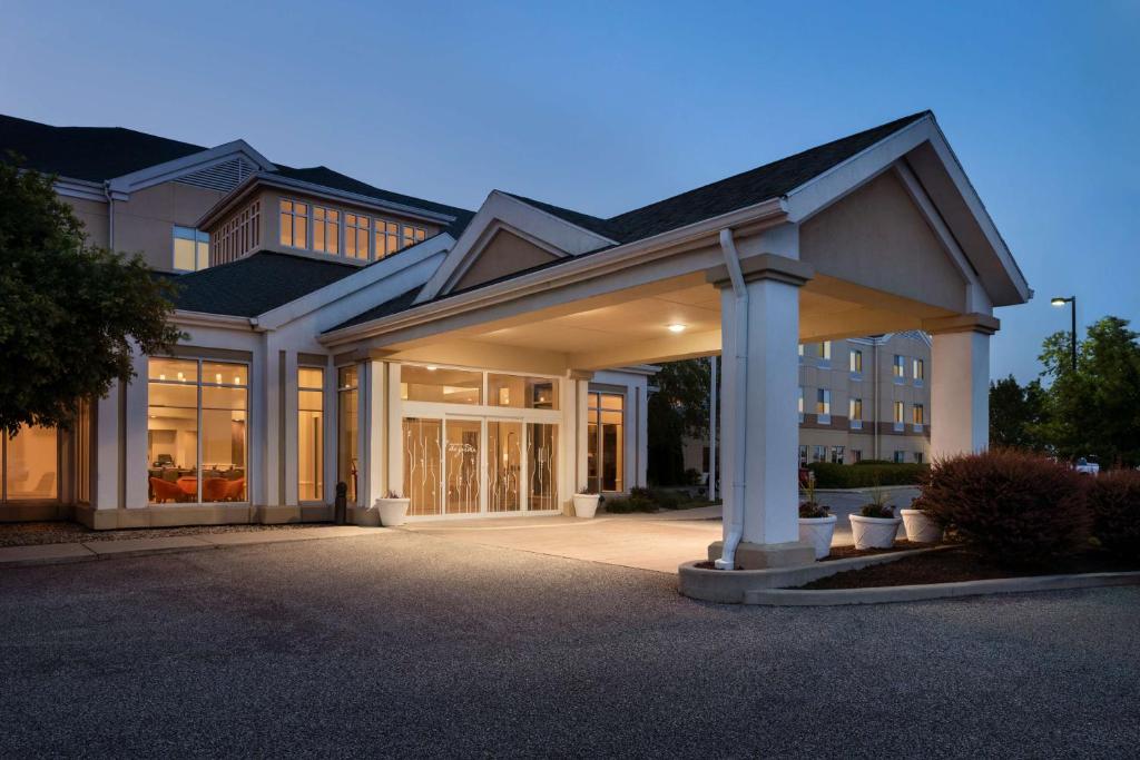 Hilton Garden Inn Fort Wayne image