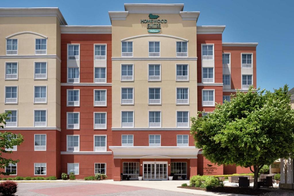 Homewood Suites Fort Wayne image