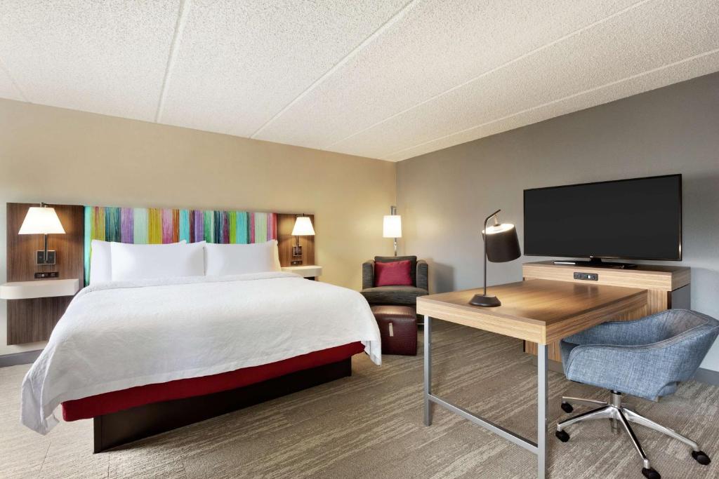 Hampton Inn Houston - Brookhollow - Tap to explore photos