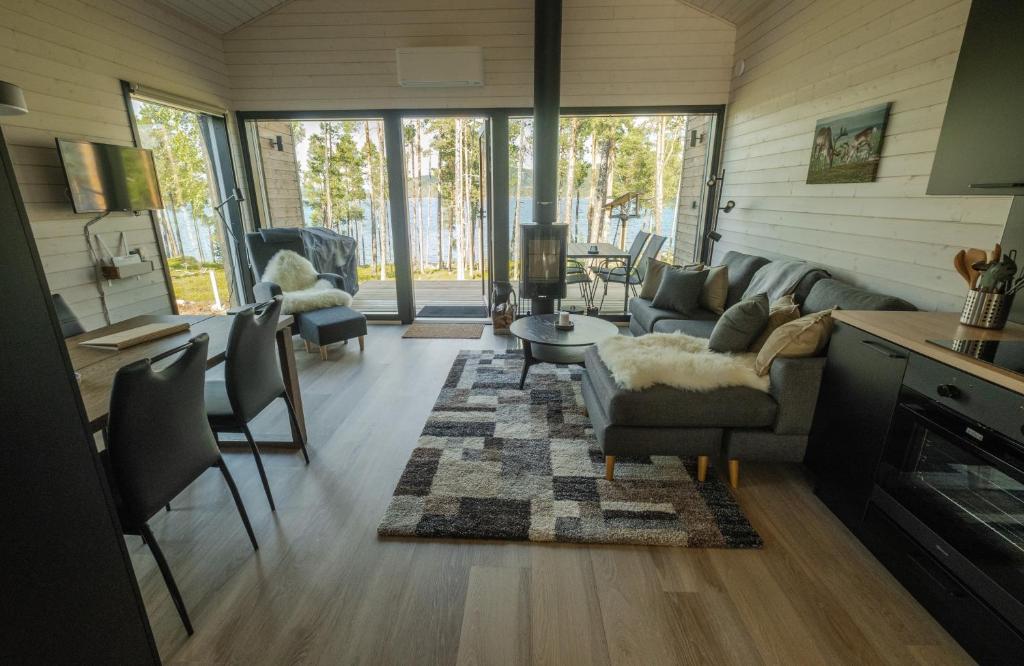 Norlight Cottages Ivalo - Aurinko East photo 3
