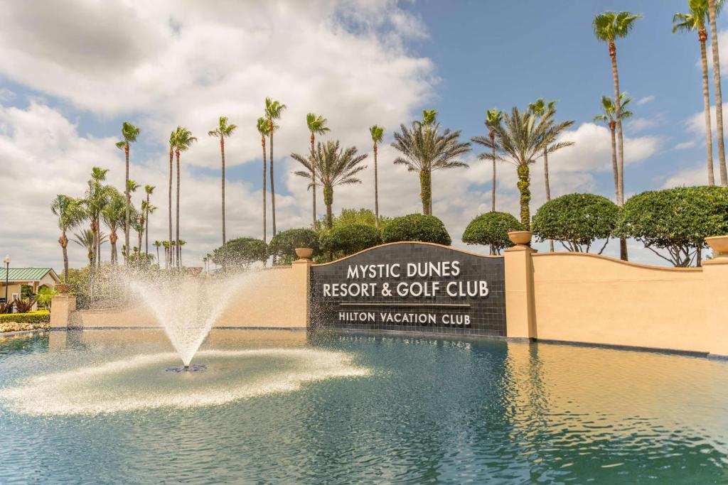 Hilton Vacation Club Mystic Dunes Orlando image