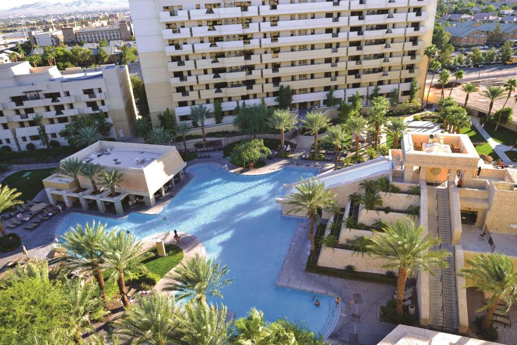 Hilton Vacation Club Cancun Resort Las Vegas image