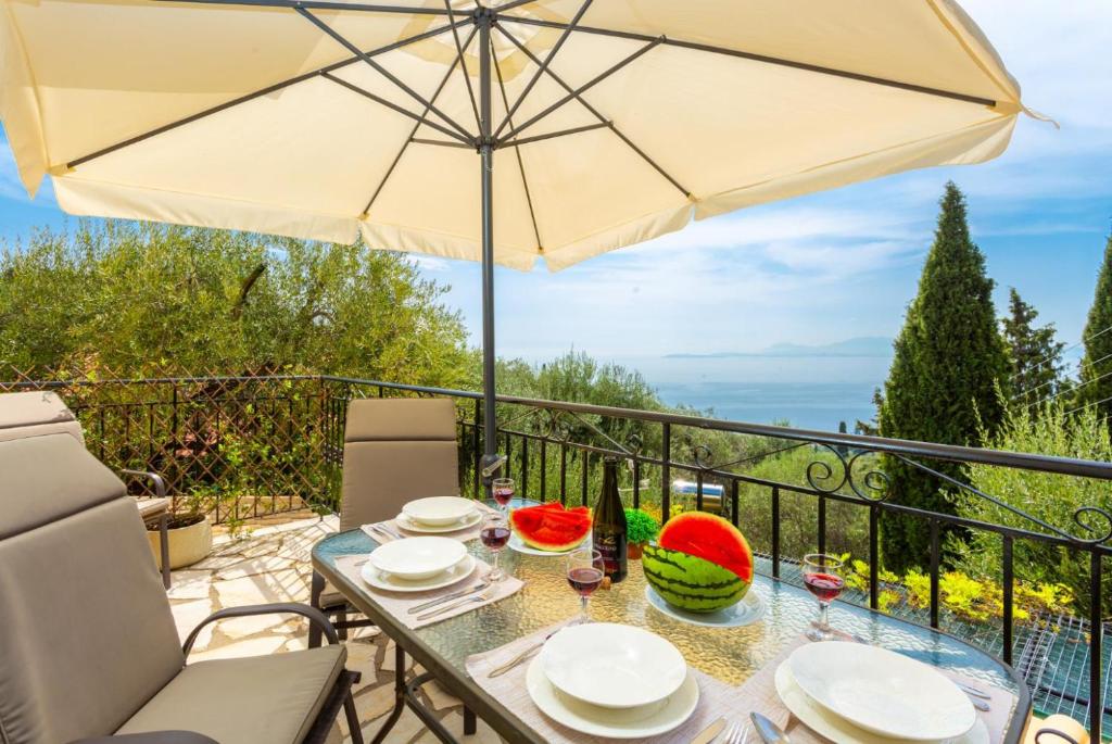 Villa Evie photo 2