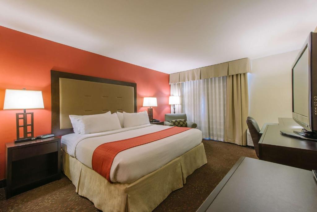 Hotel MTK Mount Kisco image