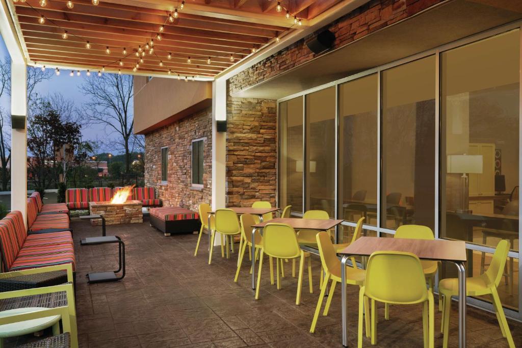 Home2 Suites By Hilton Lancaster photo 1
